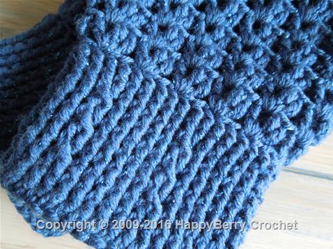 Cable Cuff Fingerless Mittens 