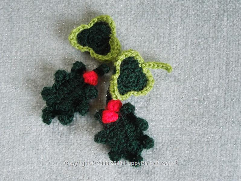 Crochet Holly and Ivy