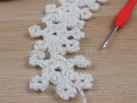 Snowflake Chains