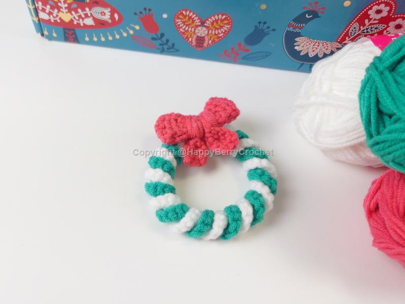 Mini Crochet Wreath