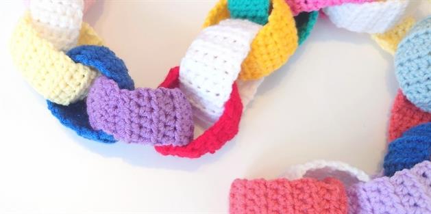 Crochet "Paper" Chains