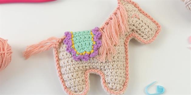2D Crochet Horse 